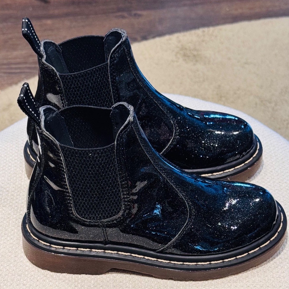 Pregiata beatles glitter con elastico nero